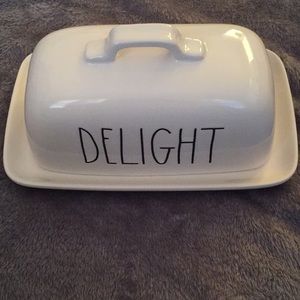 Rae Dunn ‘DELIGHT’ Butter Dish